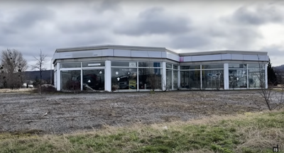 Abandoned Kia dealership - exterior