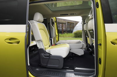 VW ID Buzz LWB - interior, middle row