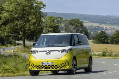 VW ID Buzz LWB - front, dynamic