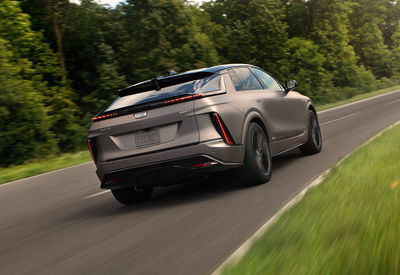 Cadillac Lyriq-V - rear